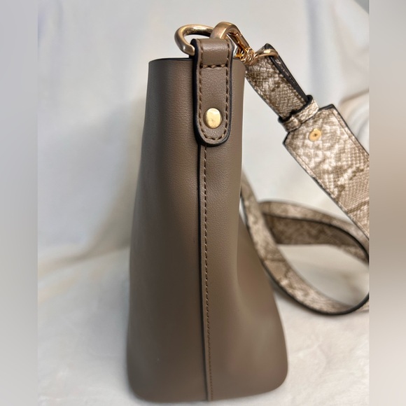 Mixology crossbody bag- Taupe color - Picture 5 of 11